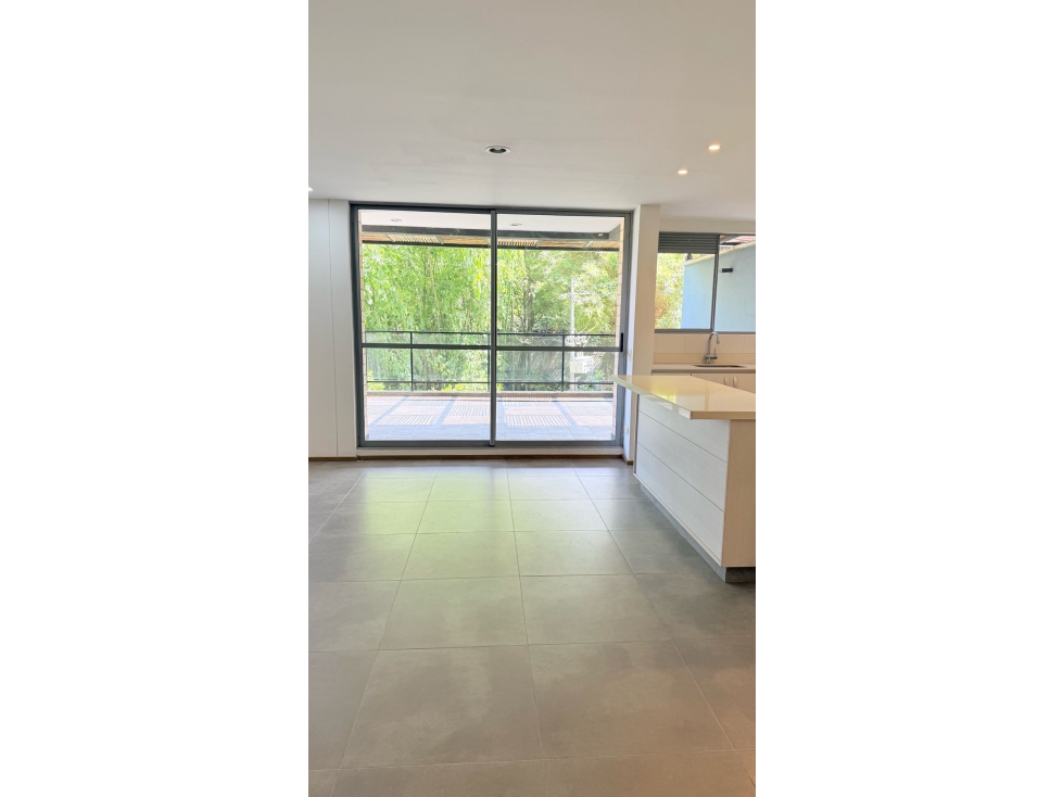 APARTAMENTO EN VENTA EN AMARELLO CON TERRAZA Y PÉRGOLA | 2 HABITACION — foto 3