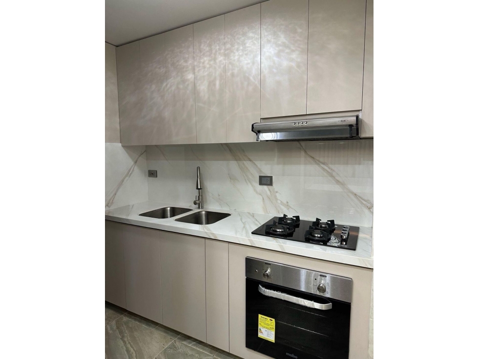 APARTAMENTO EN VENTA EN AZULEJOS MODERNO Y LADO SOMBRA — foto 4