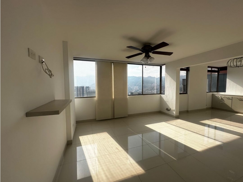 Apartamento en venta en Balsos — foto 3