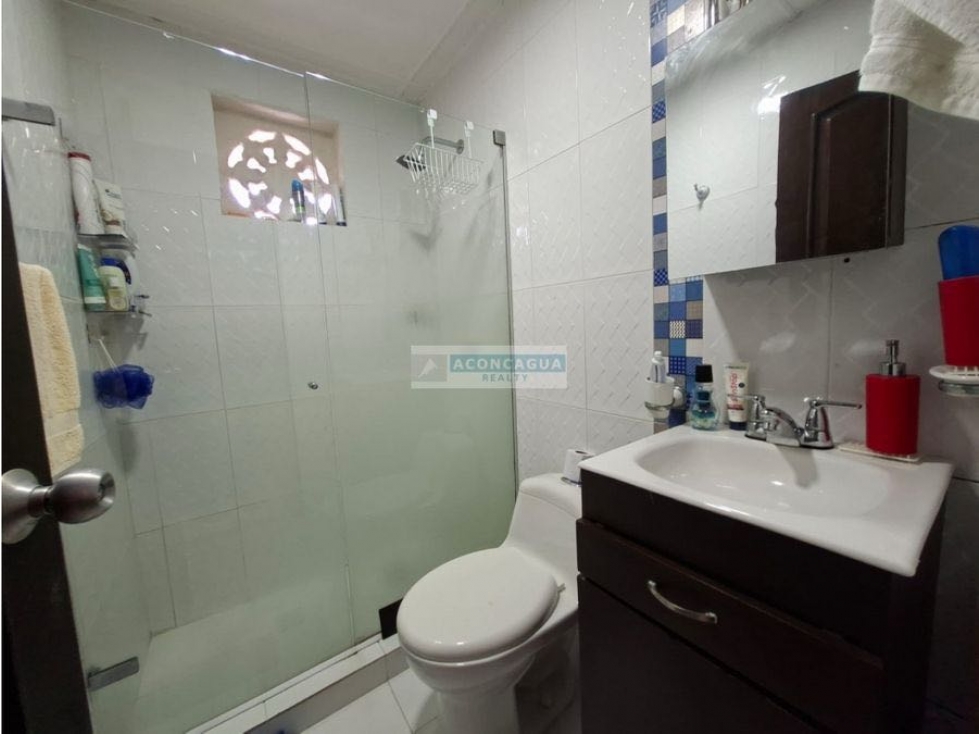 Apartamento en venta en Bellavista primer piso — foto 4