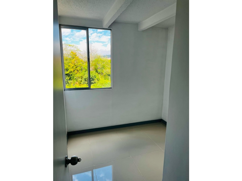 APARTAMENTO EN VENTA EN BELLO — foto 4