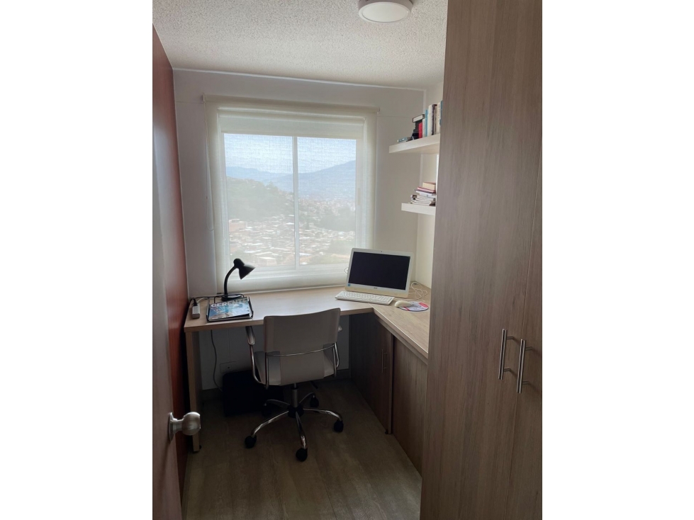 Apartamento en venta en Belén - Loma de los Bernal — foto 3