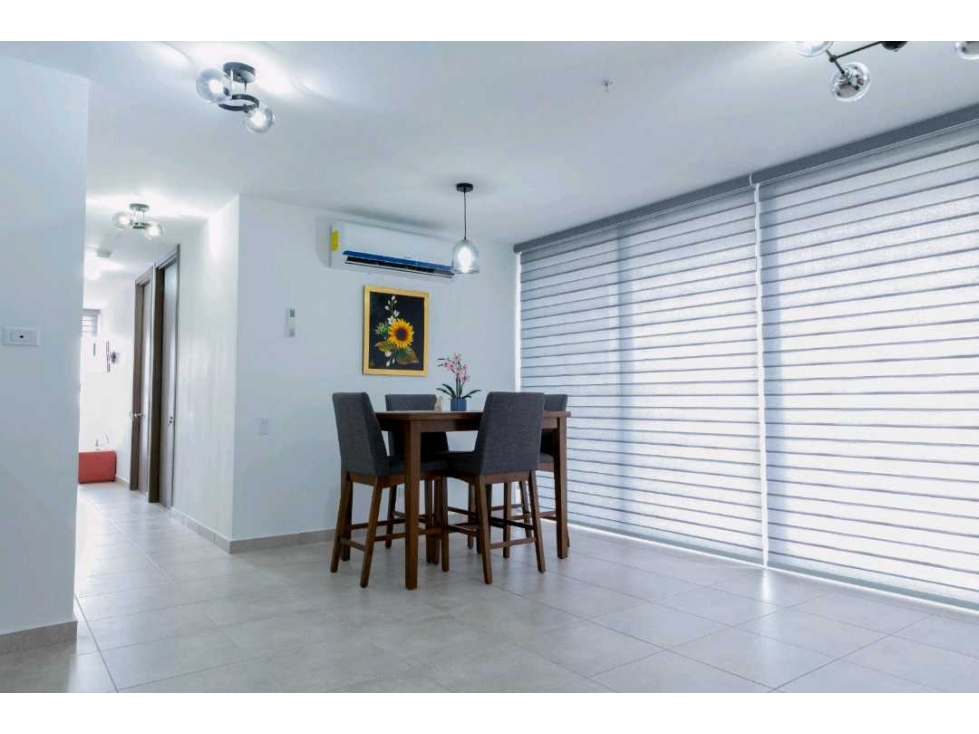 APARTAMENTO EN VENTA EN BRISAS DEL GOLF 3REC + DEN — foto 3