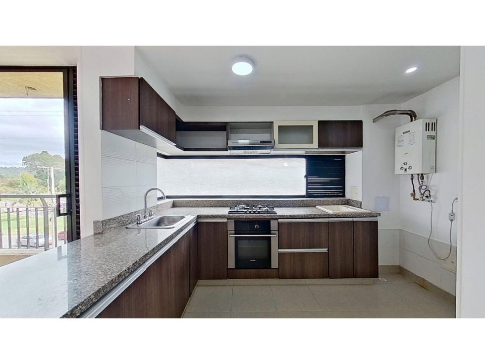 Apartamento en venta en Britalia, Suba 3 alcobas