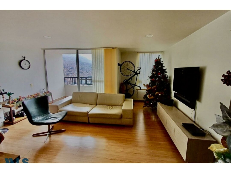 Apartamento en venta en Cabañas, Bello — foto 2