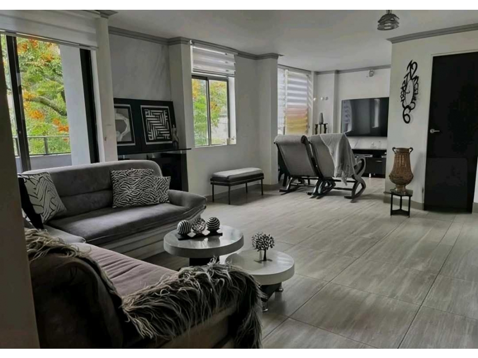 Apartamento Duplex En Venta En Calasanz Parte Baja — foto 3