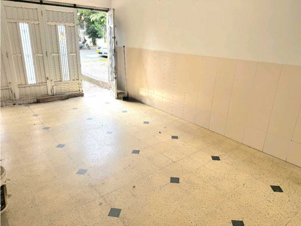 CASA EN VENTA EN CALASANZ CON PARQUEADERO PRIVADO PARTE BAJA CON 150 M — foto 4