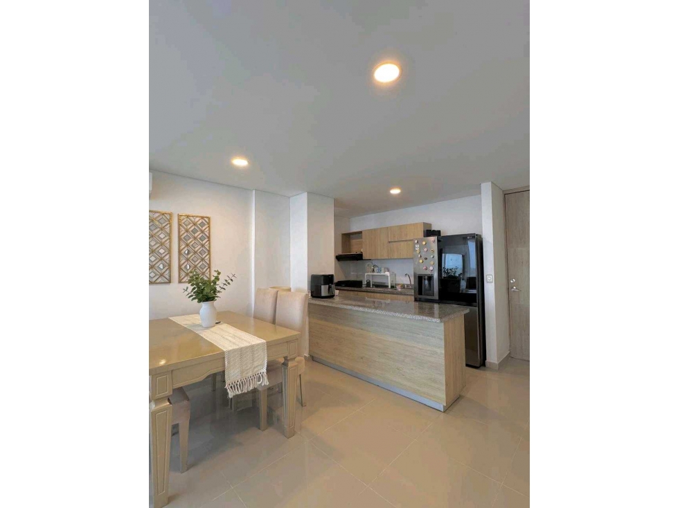 Apartamento en venta en Castellana! Vive en un espacio cómodo. — foto 2