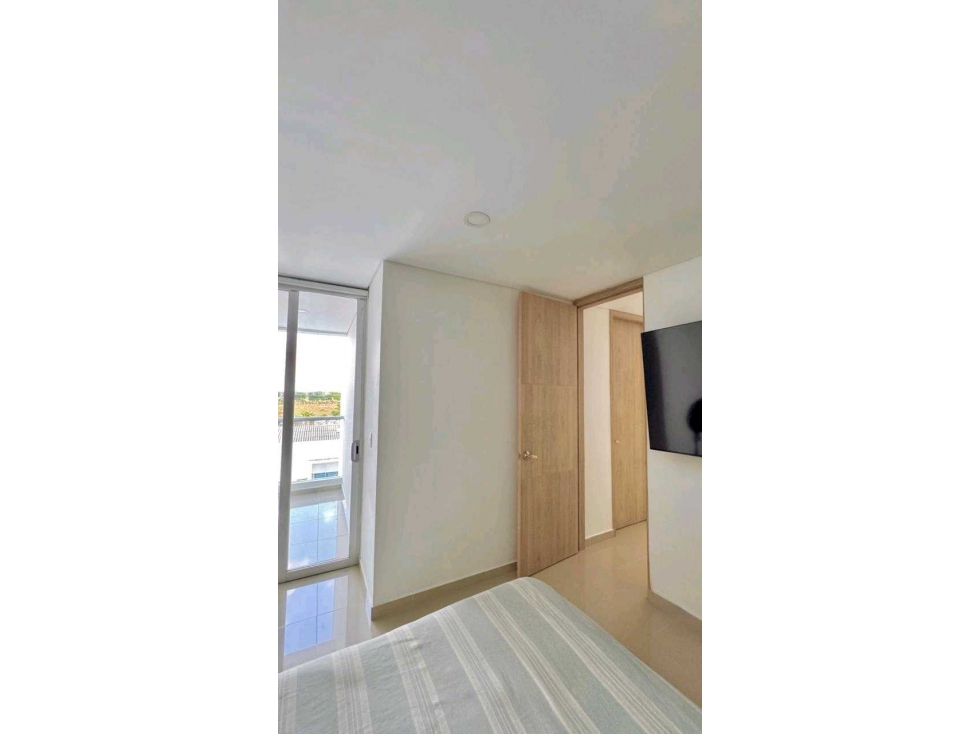 Apartamento en venta en Castellana! Vive en un espacio cómodo. — foto 5