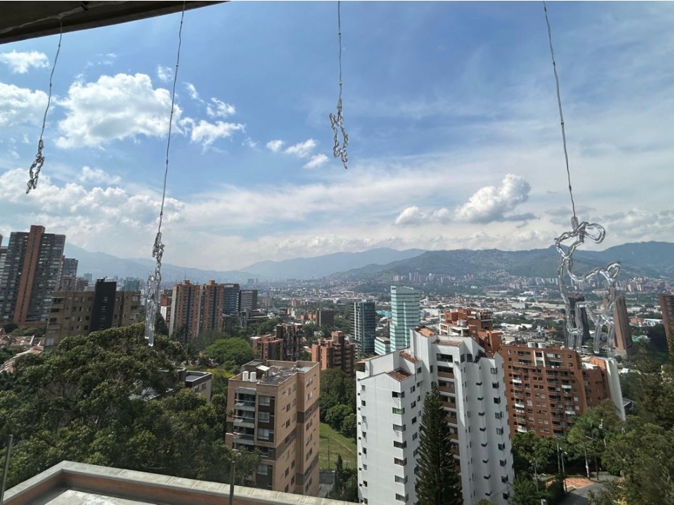 Apartamento en venta en Castropol el Poblado