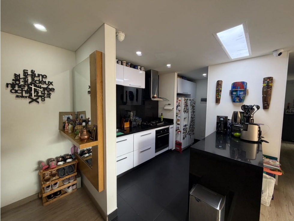 Apartamento en Venta en Cedritos - 76 m² — foto 2
