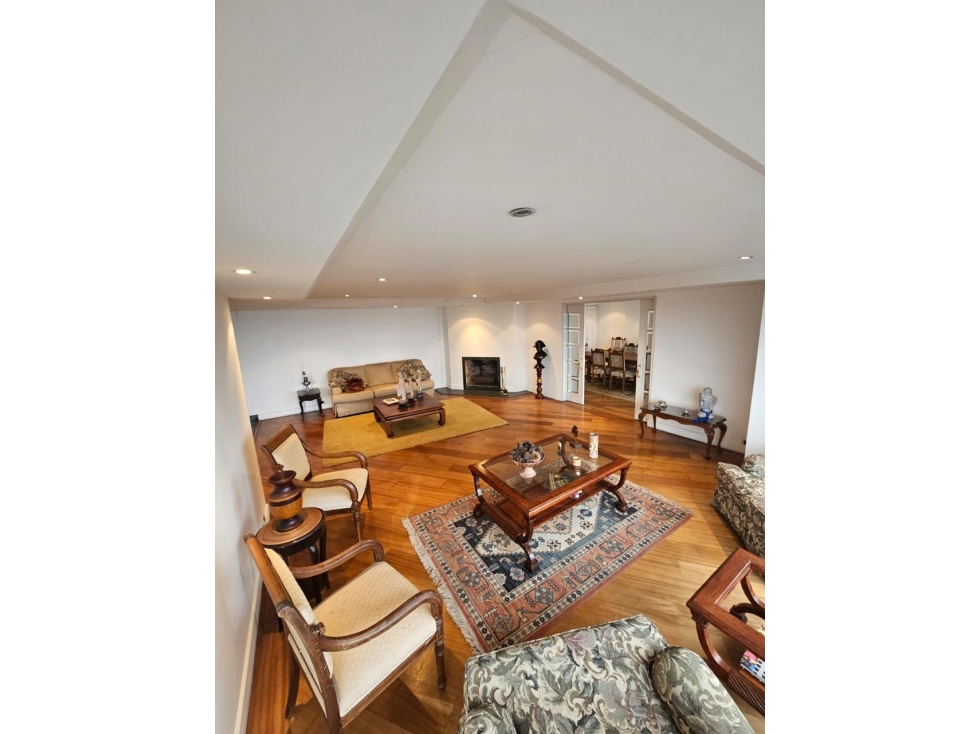 APARTAMENTO EN VENTA CHICO ALTO, BOGOTA (para remodelar) — foto 5