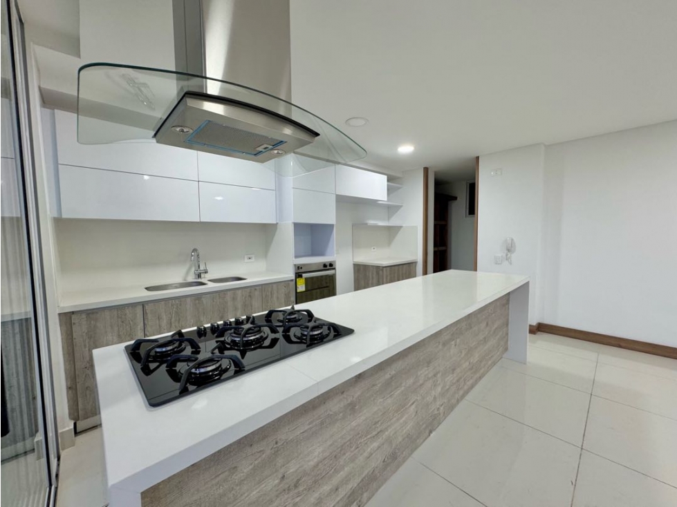 Apartamento en venta en Ciudad Jardín - Cali