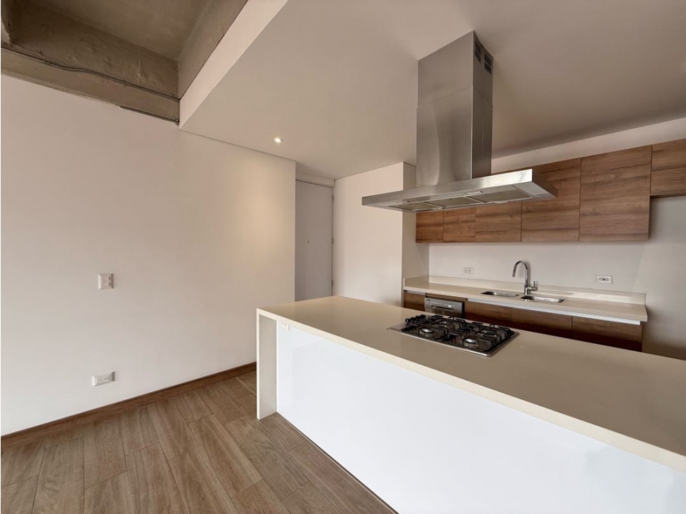 APARTAMENTO EN VENTA EN CIUDAD DEL RÍO- DISTRITO VERA - POBLADO