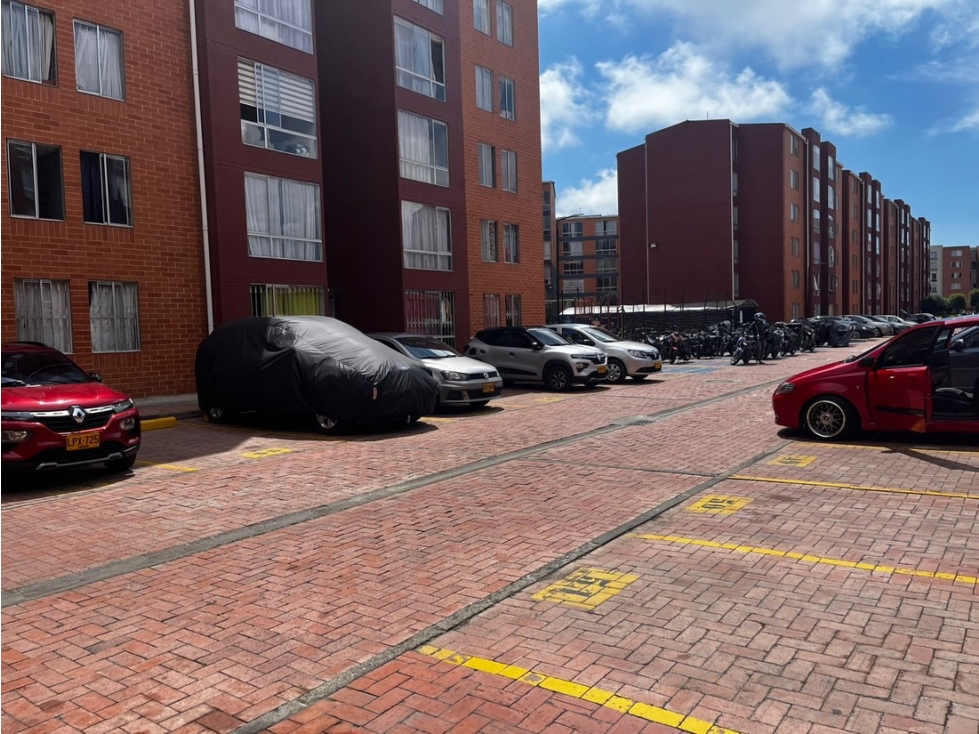 Apartamento en venta en Ciudad Verde, Soacha Almendro, 3 alcobas