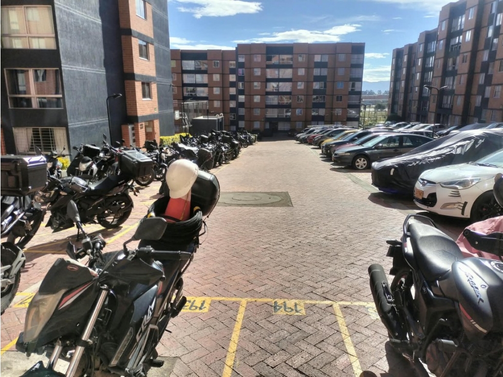 Apartamento en venta en Ciudad Verde, Soacha Cala, 3 alcobas