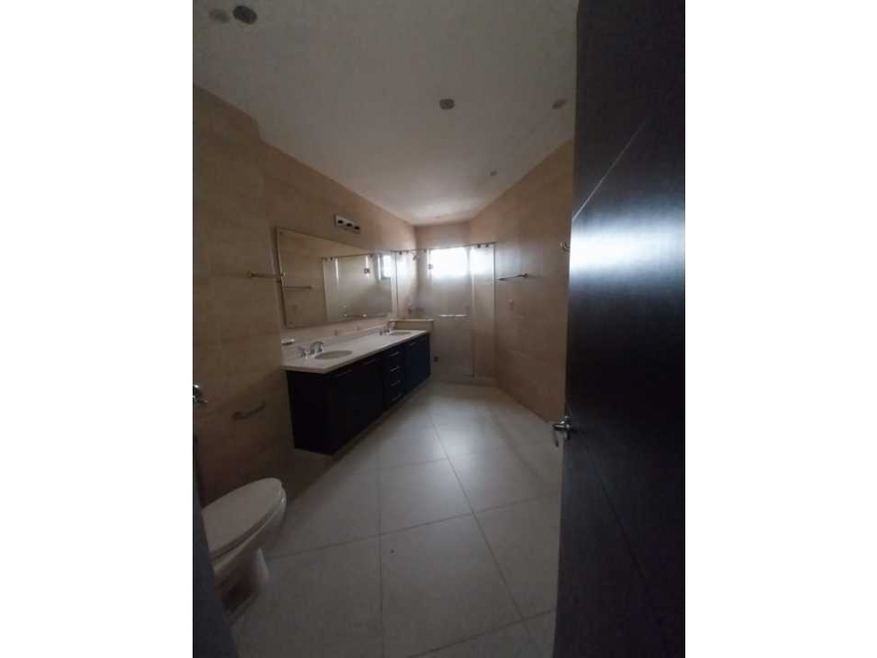 APARTAMENTO EN VENTA EN CLAYTON 2 REC +CBS — foto 4