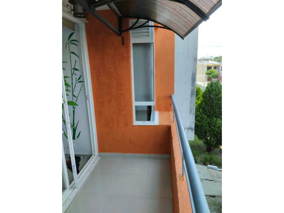 APARTAMENTO EN VENTA EN CONJUNTO RESIDENCIAL TORRES DE LA PLAZUELA — foto 4