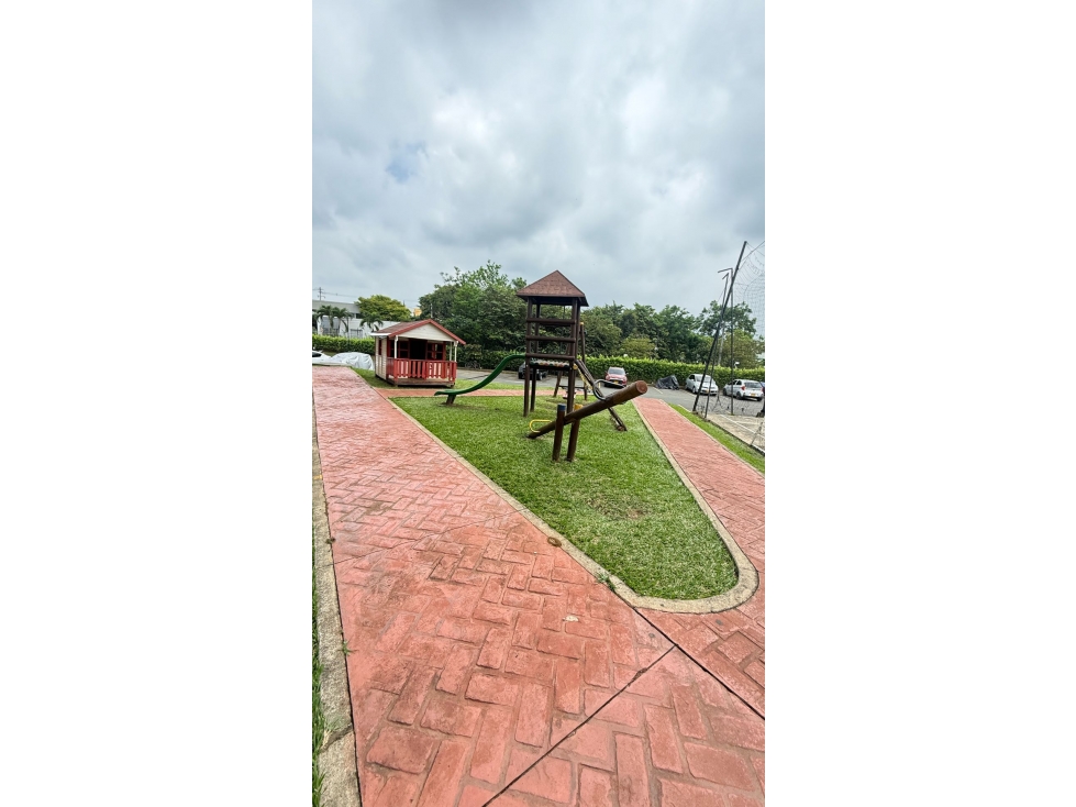 APARTAMENTO EN VENTA EN CONJUNTO RESIDENCIAL LA ARBOLEDA — foto 3