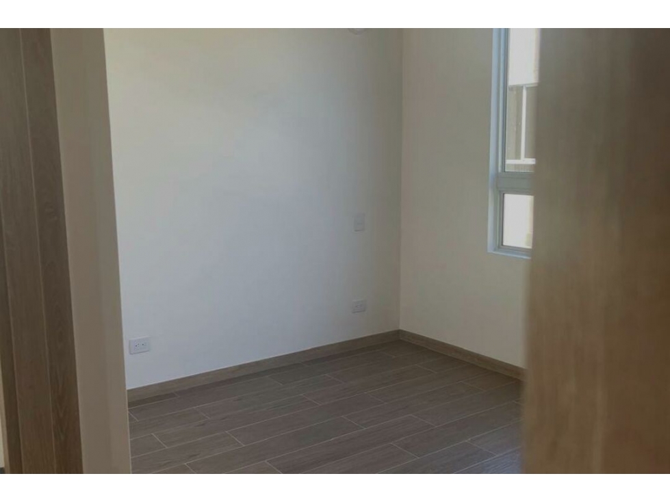 Apartamento en venta en Corredor La Ceja - El Retiro, La Ceja — foto 4