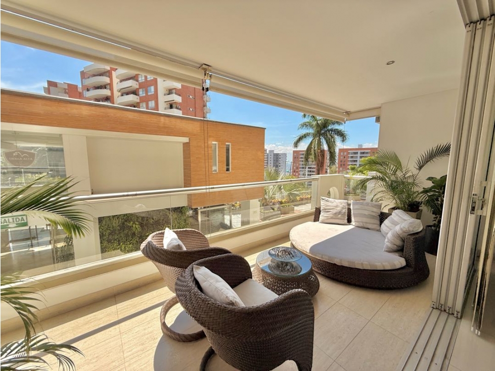Apartamento en venta en Cristales Oeste
