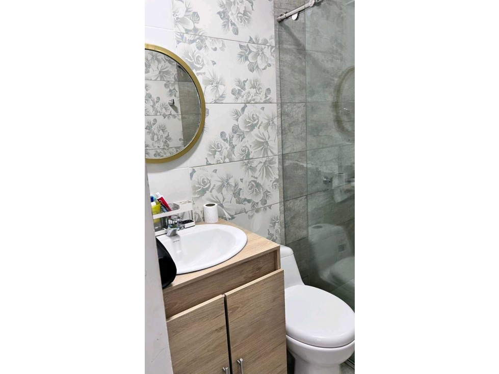 APARTAMENTO EN VENTA EN EL BARRIO SANTA BARBARA SEGUNDO PISO — foto 3