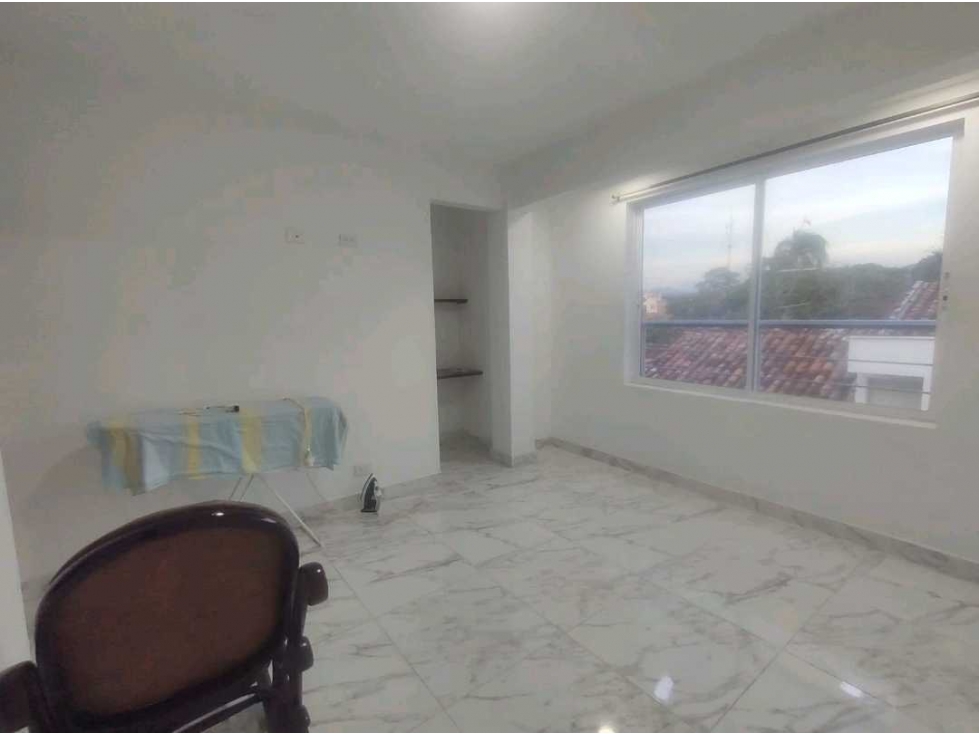 Apartamento en venta en el centro de Cartago Excelente ubicación — foto 3
