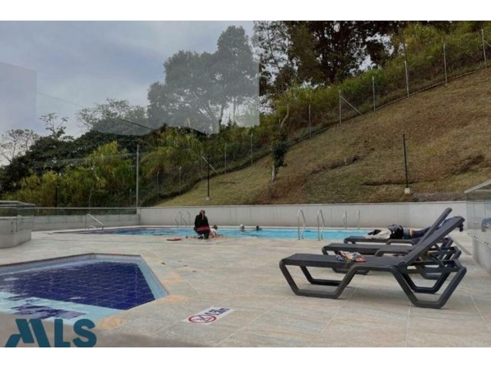Apartamento en venta en El Chinguí, Envigado — foto 3