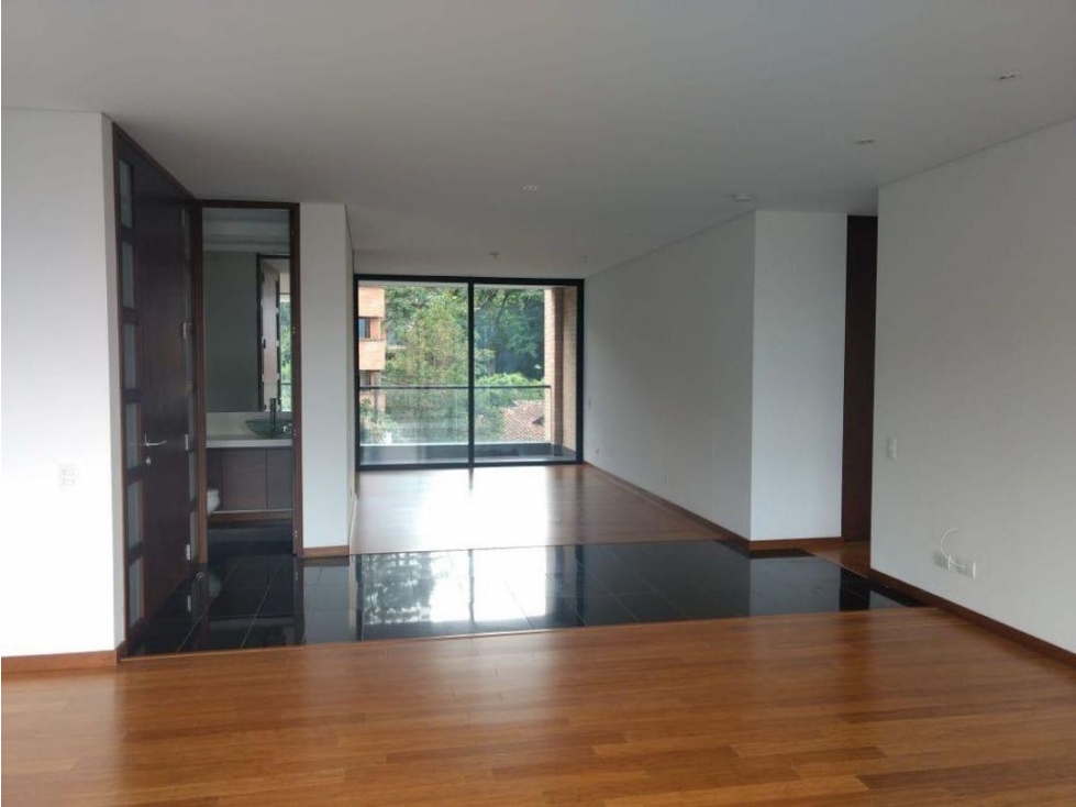 Apartamento en venta en El Poblado sector campestres
