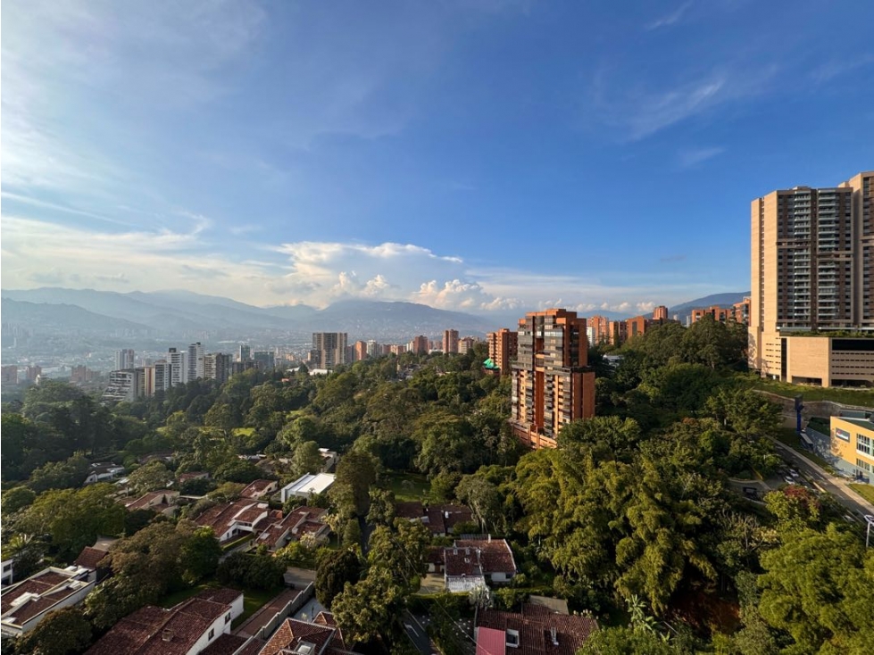 APARTAMENTO EN VENTA EN EL POBLADO SECTOR SAN LUCAS