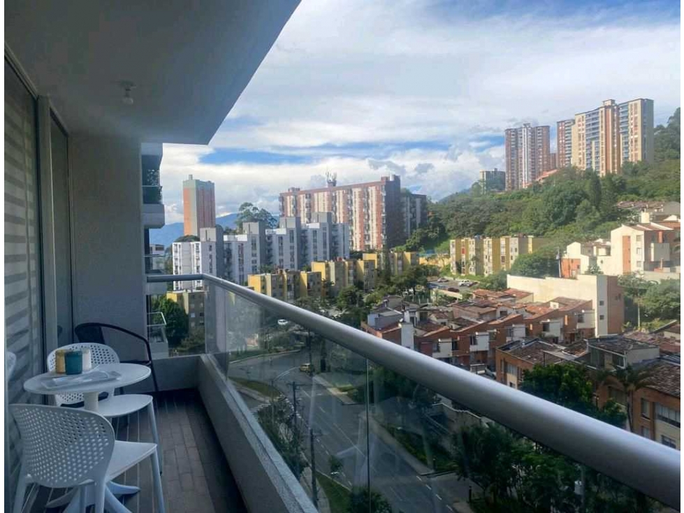 Apartamento En Venta En El Poblado, Loma Del Indio — foto 3