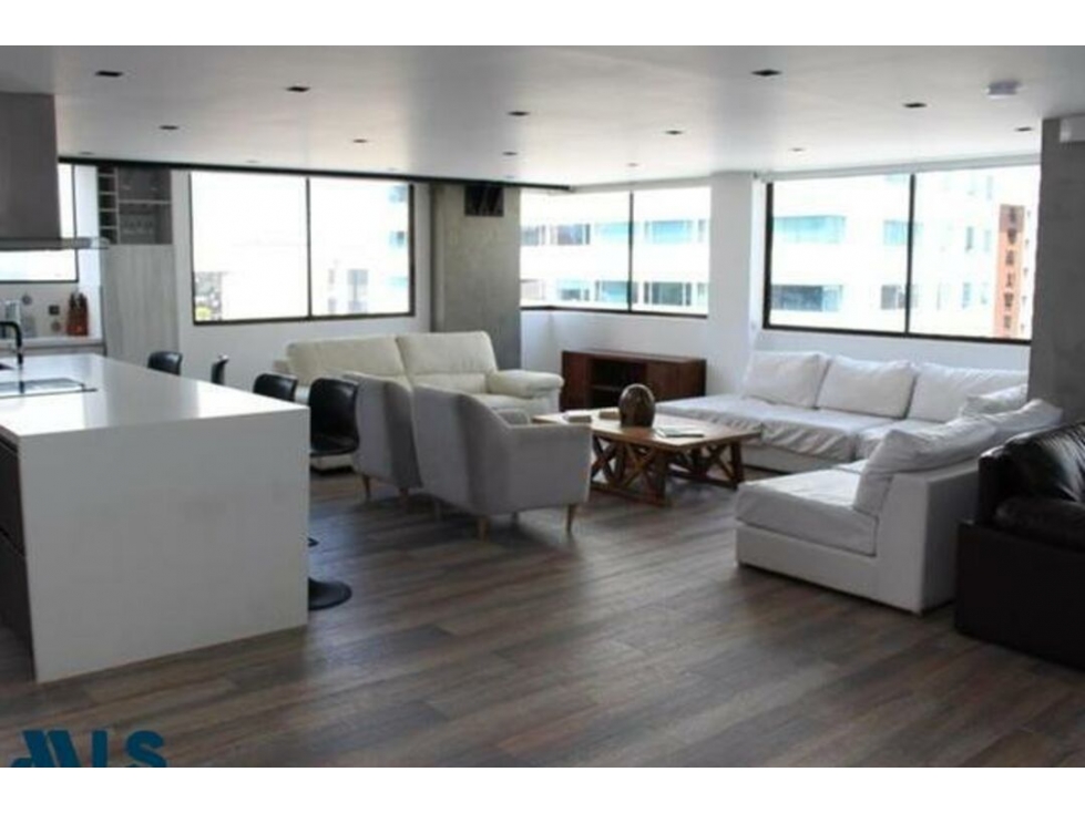 Apartamento en venta en El Poblado, Medellín — foto 3
