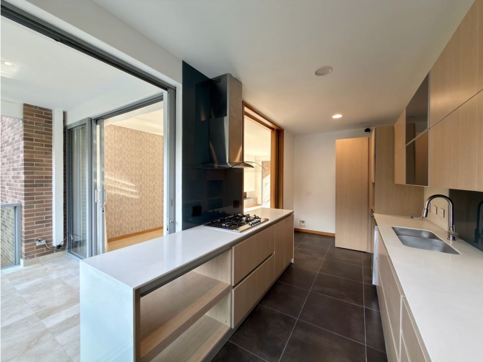 APARTAMENTO EN VENTA EN EL POBLADO SECTOR LOS BALSOS — foto 3