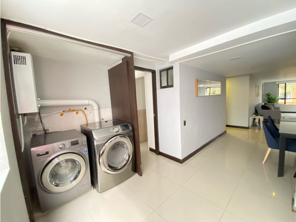 Apartamento en Venta en El Poblado, a una cuadra del parque Lleras — foto 4