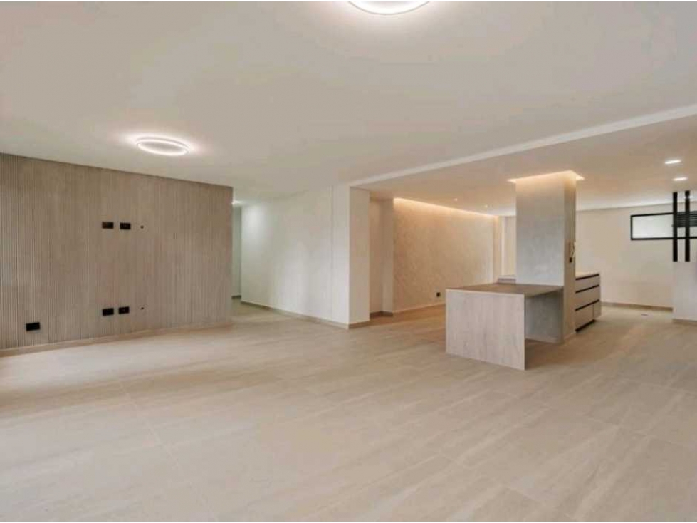 Apartamento En Venta En El Poblado Sector Lalinde