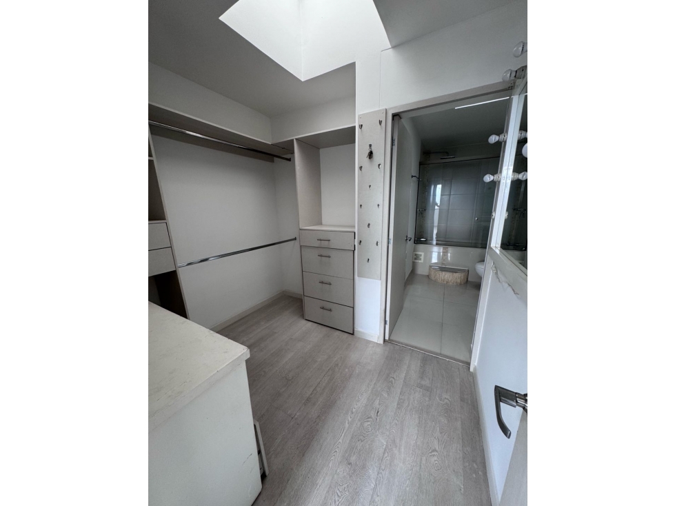 Apartamento en venta en el Poblado cerca a Santa Fe — foto 5