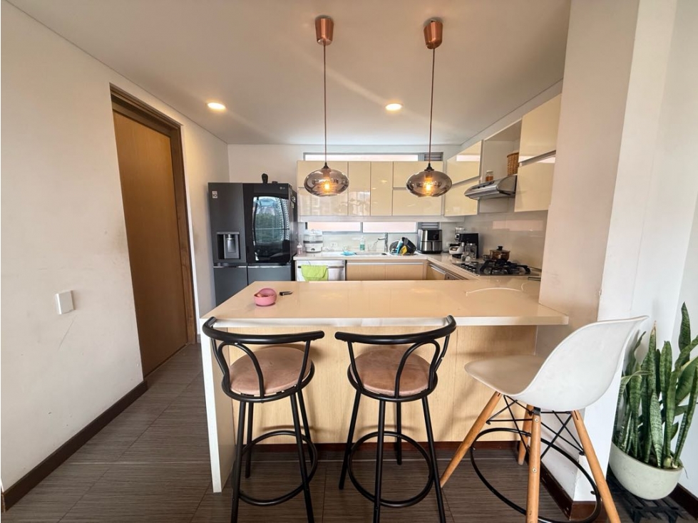 Apartamento en venta en el Poblado sector San Michel — foto 6