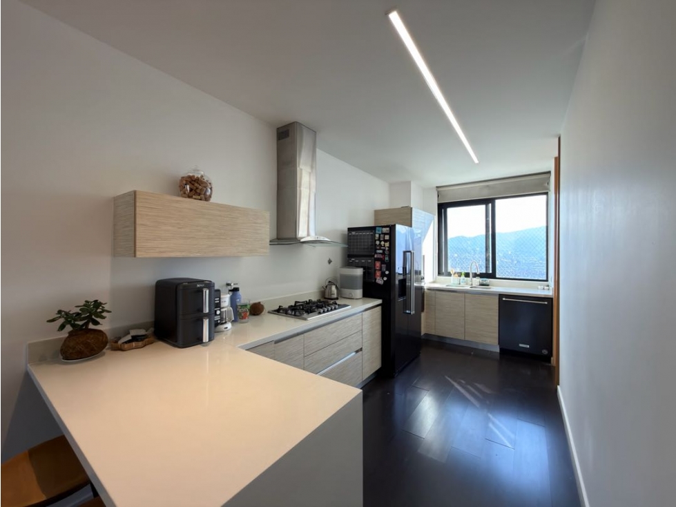 APARTAMENTO EN VENTA EN EL POBLADO SECTOR SAN LUCAS — foto 5