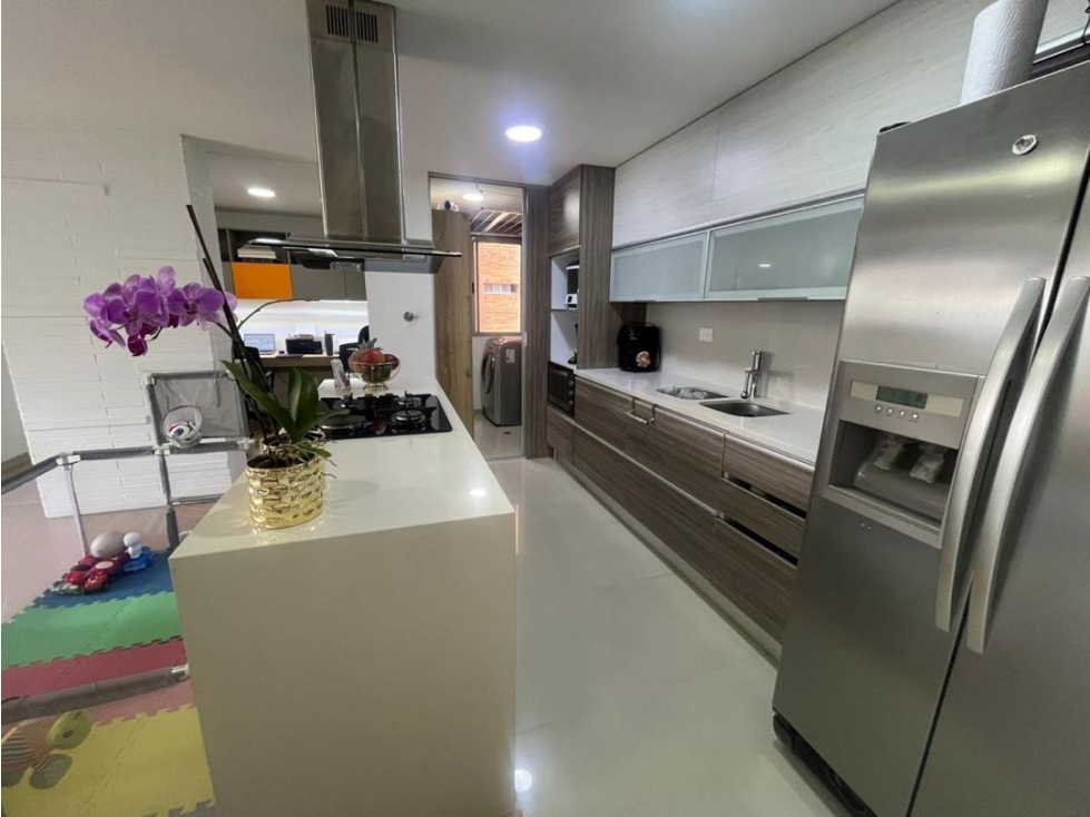 Apartamento en venta en Envigado Loma de las Brujas — foto 2