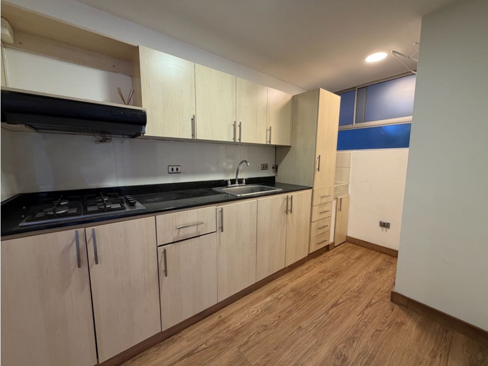 APARTAMENTO EN VENTA EN ENVIGADO, LOMA DE CUMBRES — foto 3