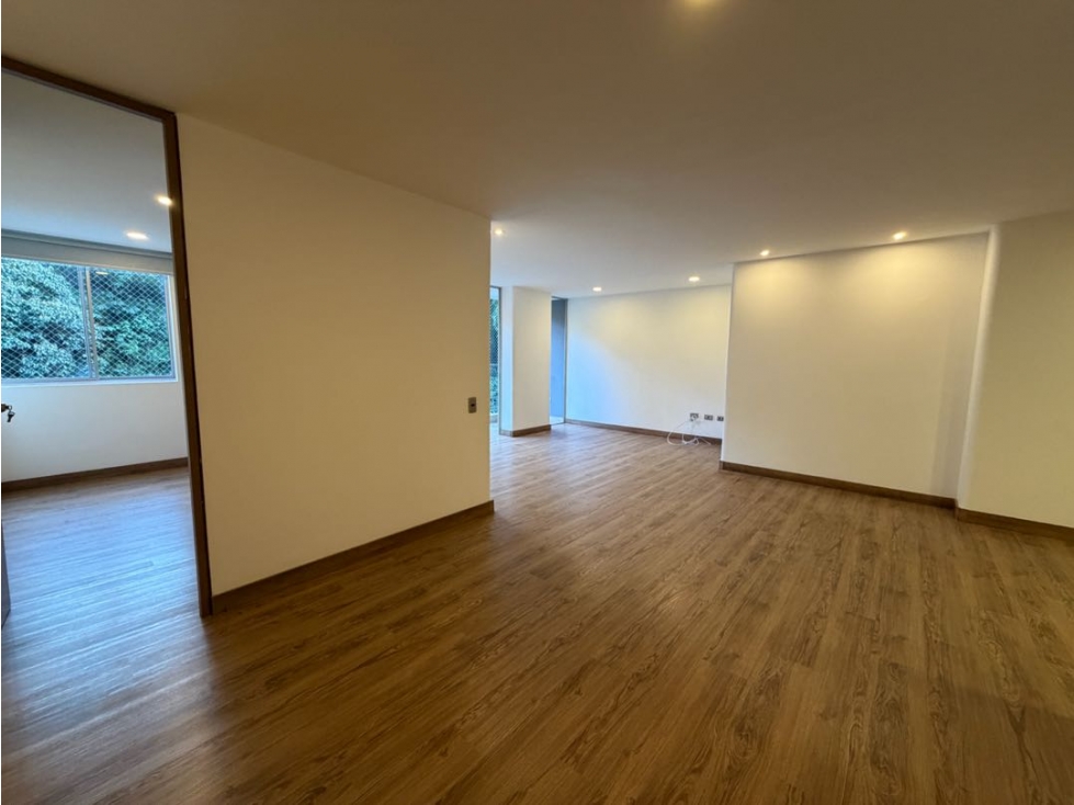 APARTAMENTO EN VENTA EN ENVIGADO, LOMA DE CUMBRES — foto 5