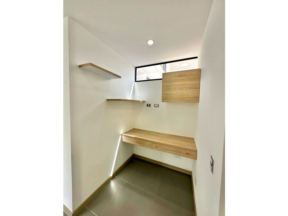 Apartamento en Venta en Envigado Loma del Escobero Rentando 100 mt2 — foto 5