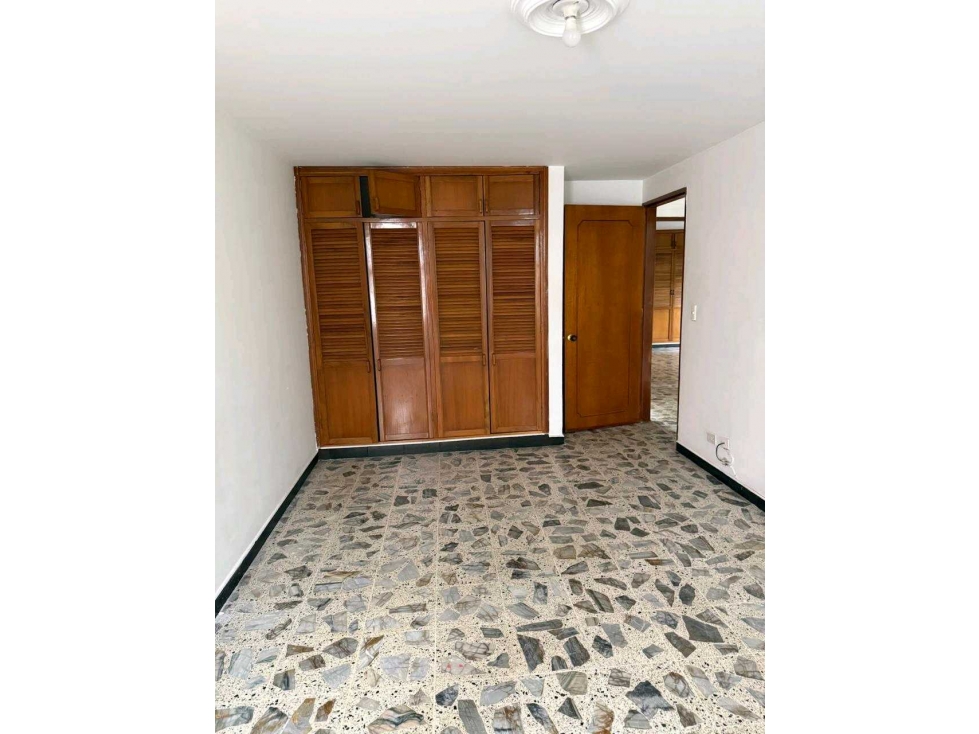 APARTAMENTO EN VENTA EN ENVIGADO CERCA AL EURO DE LA FRONTERA — foto 4