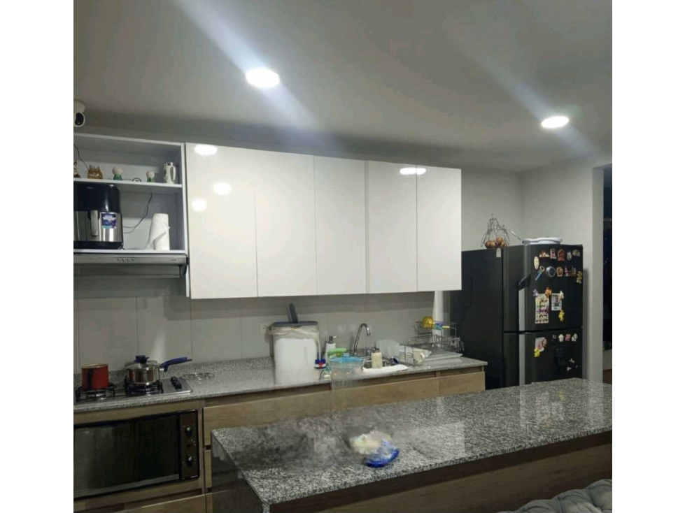 APARTAMENTO EN VENTA EN ENVIGADO ANTIOQUIA LOMA DE LA CUENCA — foto 2