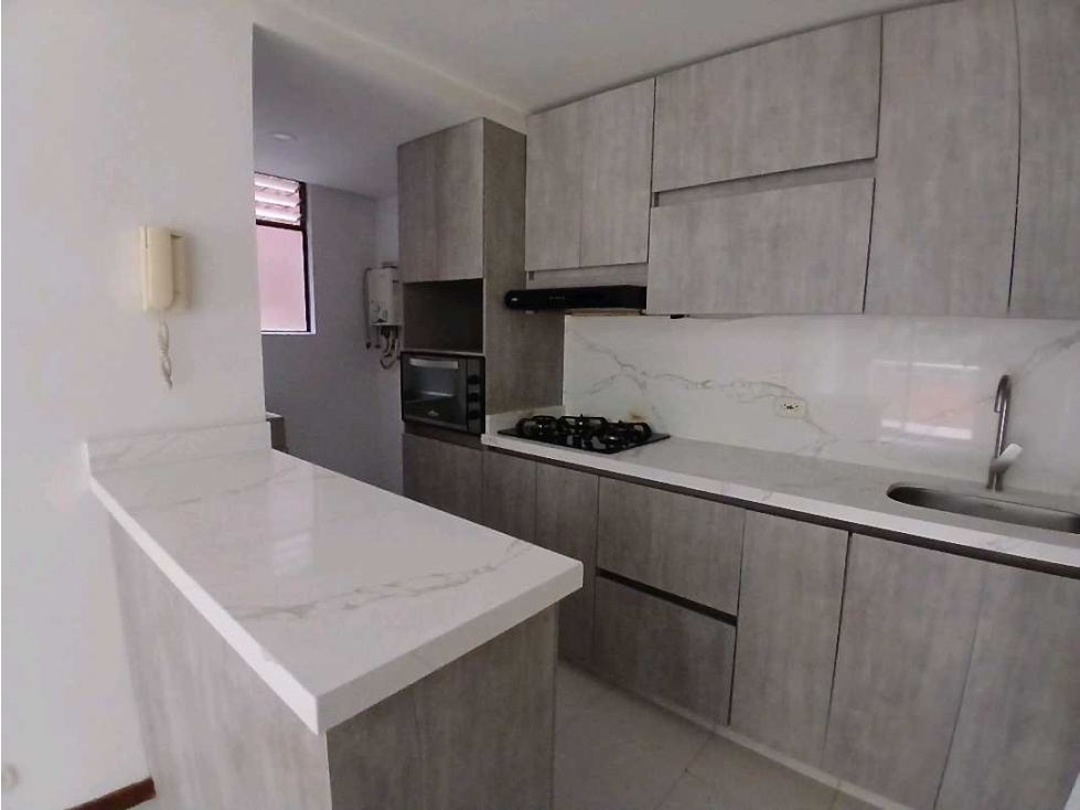 Apartamento Para Inversión en Venta en Envigado sector La Inmaculada — foto 4