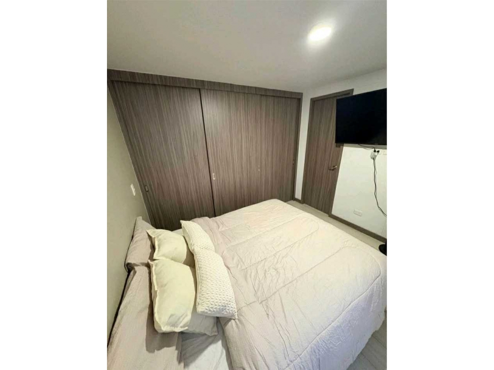APARTAMENTO EN VENTA EN ENVIGADO LOMA DE LAS BRUJAS — foto 5
