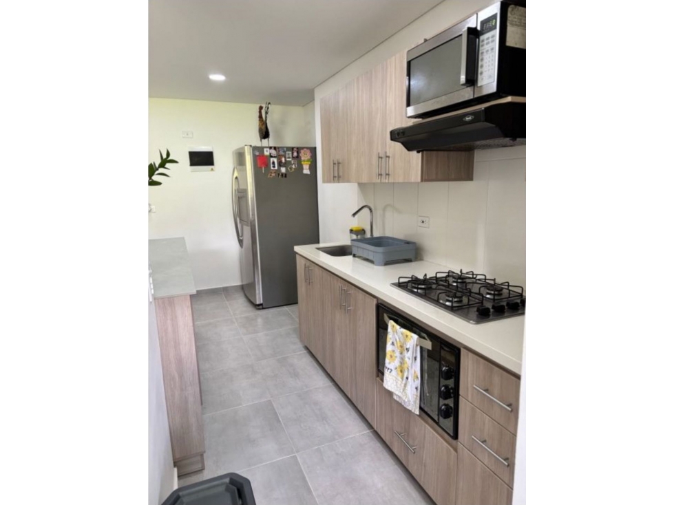 Apartamento en venta en Envigado Camino Verde 85 m² — foto 2