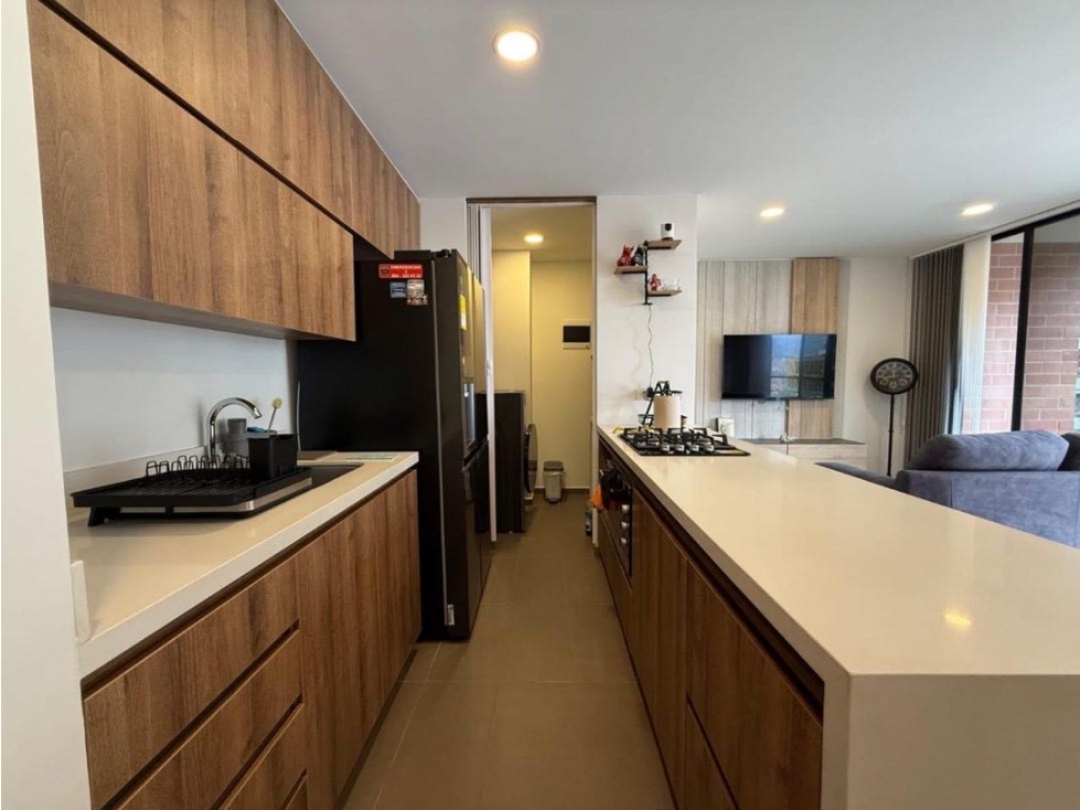APARTAMENTO EN VENTA EN ENVIGADO — foto 3