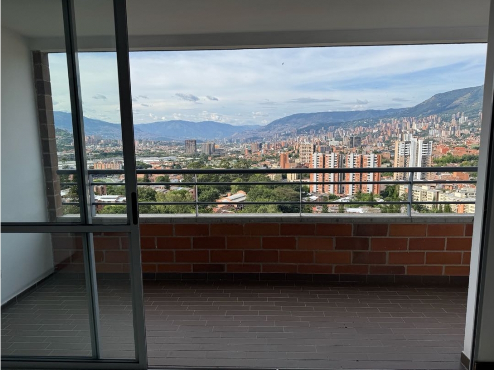 Apartamento en venta en Envigado, cerca a la clínica de la Policía — foto 3