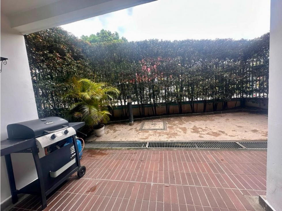 Apartamento en Venta en Envigado, Las Antillas parte baja.